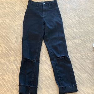 Zara Black Distressed Jeans